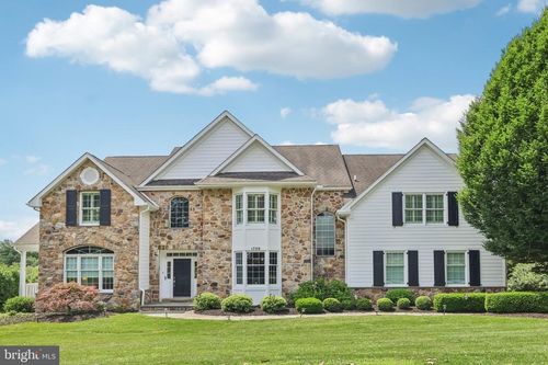 1729 Towne Dr, WEST CHESTER, PA, 19380-6427 | Card Image