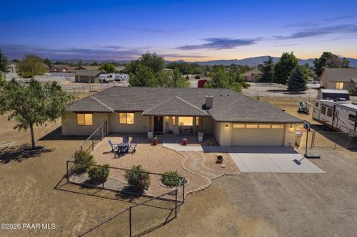 213 Sycamore Vista Dr, Chino Valley, AZ, 86323-7406 | Card Image