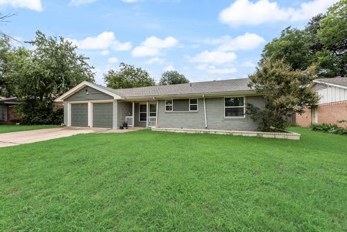 13660 Heartside Pl, Farmers Branch, TX, 75234-4823 | Card Image