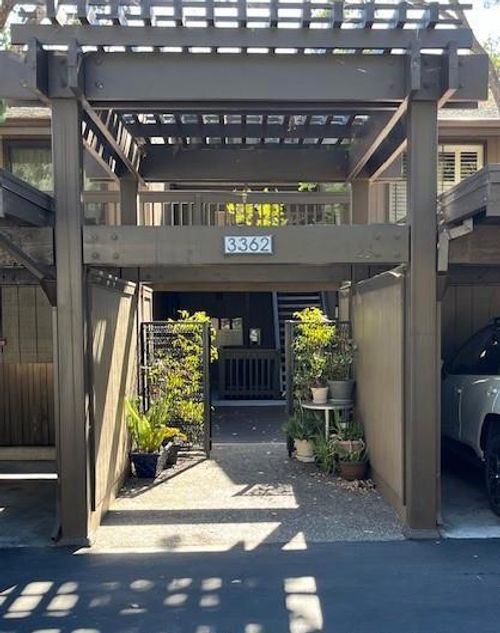 apt-5-3362 La Mesa Dr, San Carlos, CA, 94070-4210 | Card Image