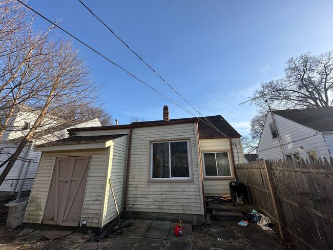 751 E Elza Ave, House other with 3 bedrooms, 1 bathrooms and null parking in Hazel Park MI | Image 15