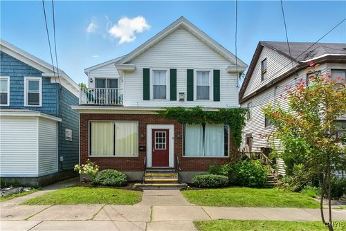 174 E 7th St, Oswego, NY, 13126-3367 | Card Image