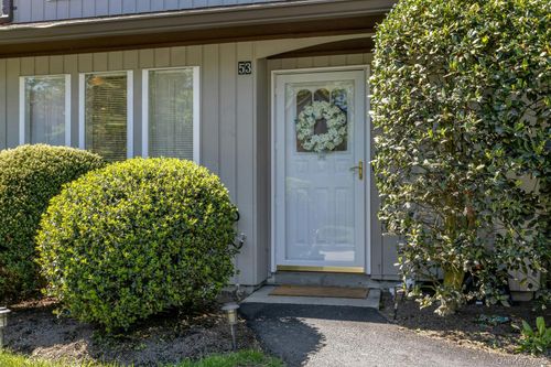 53 Villa Dr, Peekskill, NY, 10566-4938 | Card Image