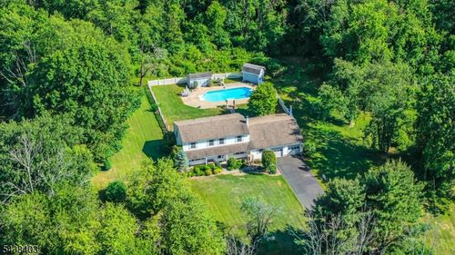 70 Lake Pochung Rd, Sussex, NJ, 07461-4126 | Card Image