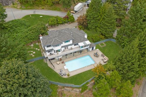 15333 Sheridan Dr, Pitt Meadows, BC, V3Y2T9 | Card Image