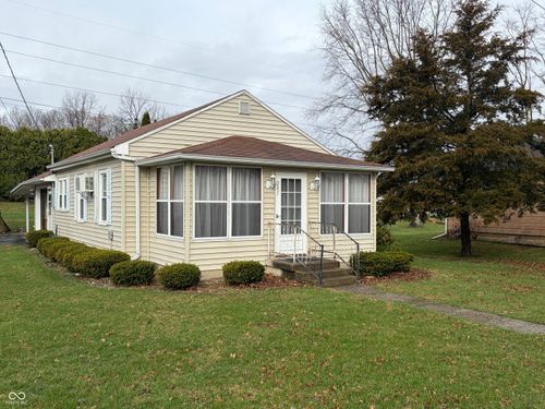 205 Maple St, Mount Summit, IN, 47361 | Card Image
