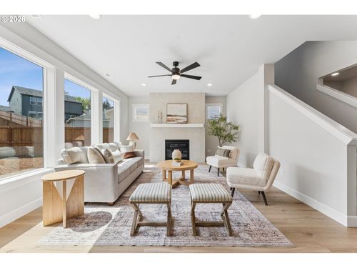 16462 Sw Cambridge Ln, Portland, OR, 97224-7633 | Card Image