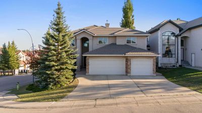 4765 Hamptons Way Nw, House detached with 5 bedrooms, 3 bathrooms and 4 parking in Calgary AB | Image 1