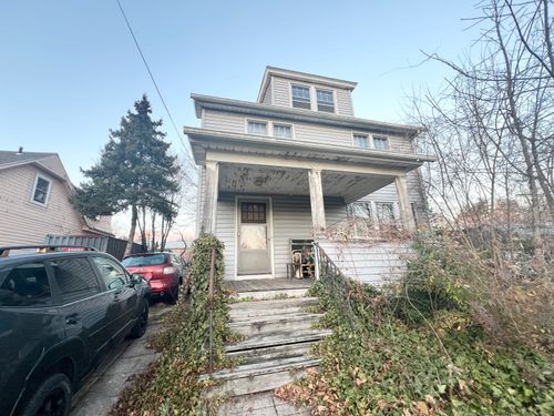 15 Central Ave, Hamden, CT, 06517-1806 | Card Image