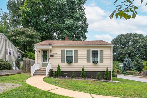 201 Perrymont Ave, Lynchburg, VA, 24502-1033 | Card Image