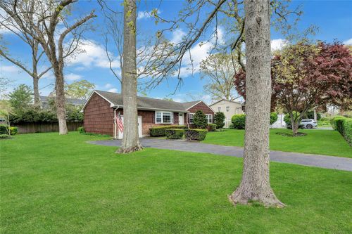 82 Lillian Rd, Nesconset, NY, 11767-3134 | Card Image