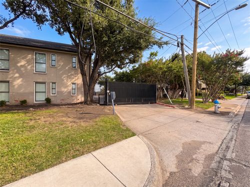 223-7734 Meadow Rd, Dallas, TX, 75230-4809 | Card Image