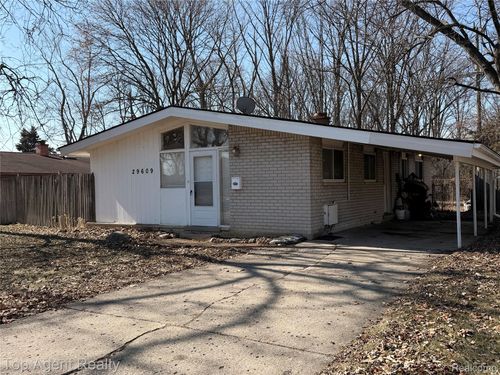29609 Everett St, Southfield, MI, 48076-5814 | Card Image