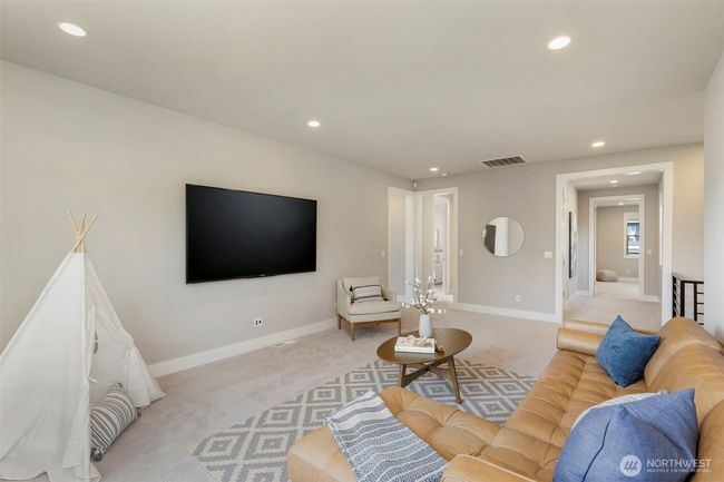 8784 Ne Winslow Grove Ct, House other with 4 bedrooms, 4 bathrooms and 2 parking in Bainbridge Island WA | Image 26