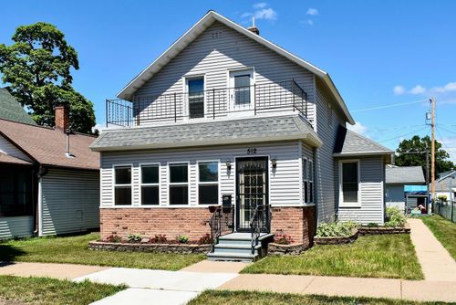 512 E Wabasha St, Winona, MN, 55987-4369 | Card Image