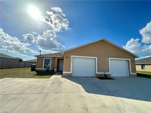 3020 Skyline Blvd, Cape Coral, FL, 33914-4670 | Card Image