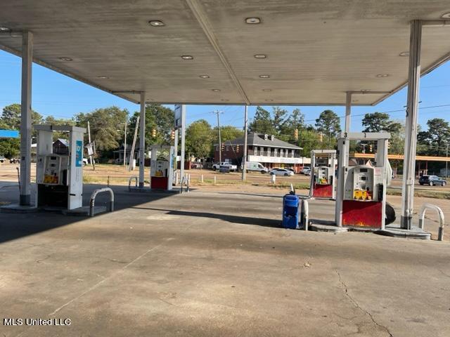 Commercial Sale in Jackson