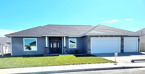 4606 W Larch Avenue, Yakima, WA, 98903 | Card Image