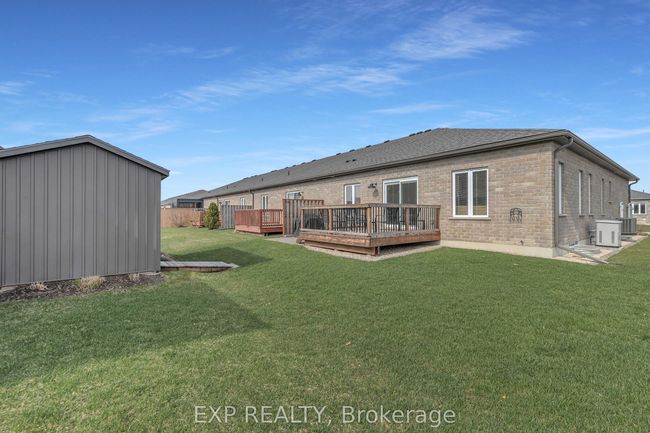 800 Baker Ave S, House attached with 3 bedrooms, 3 bathrooms and 2 parking in Listowel ON | Image 43