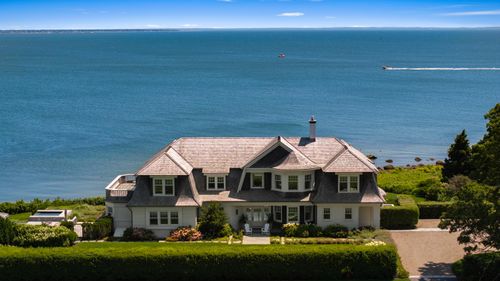 1 Mattarest Ln, Dartmouth, MA, 02748-5022 | Card Image