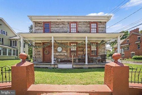 1-902 Village Rd, Lancaster, PA, 17602-1732 | Card Image