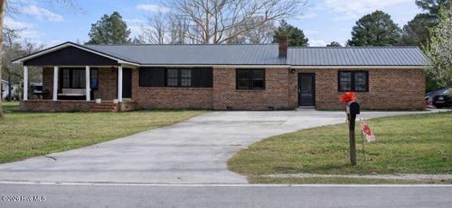 6253 Livingston Chapel Rd, Delco, NC, 28436-9619 | Card Image