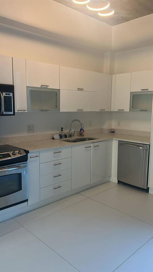 2310-133 Ne 2nd Avenue, Miami, FL, 33132 | Card Image