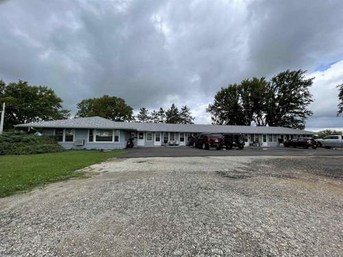 N611 State Road 73, Columbus, WI, 53925-9238 | Card Image