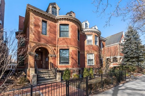unit-1-1762 Beacon St, Brookline, MA, 02445-2203 | Card Image