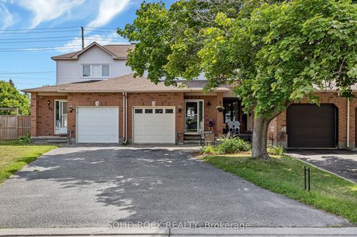 37 Grenadier Way, Nepean, ON, K2J4L3 | Card Image