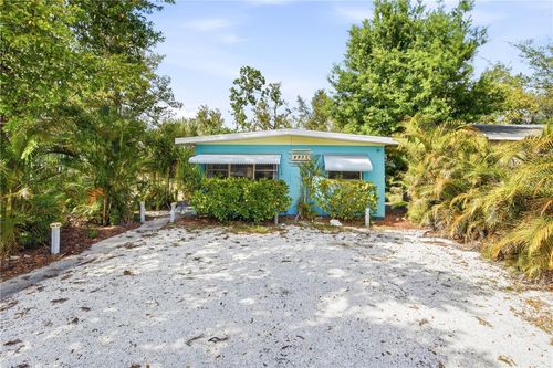 4933 13th Ave S, Gulfport, FL, 33707-3614 | Card Image