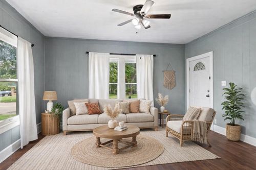 408 W Trinity St, Groesbeck, TX, 76642-1327 | Card Image