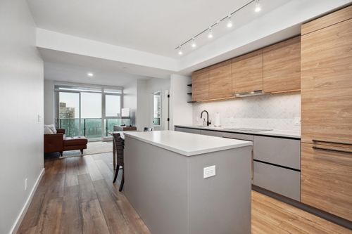 3609-10448 University Dr, Surrey, BC, V3T0S7 | Card Image