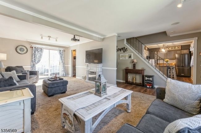 41 Spring Hill Rd, House other with 3 bedrooms, 2 bathrooms and null parking in Clifton NJ | Image 8