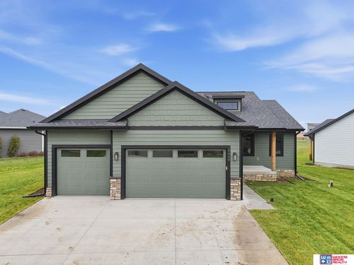 6664 Shadow Ridge Pl, Columbus, NE, 68601-6104 | Card Image