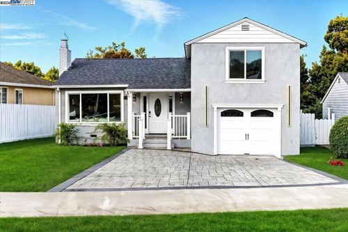 590 Cherry Ave, San Bruno, CA, 94066-4122 | Card Image