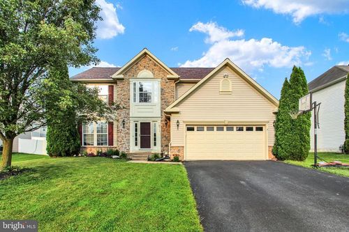 2523 Codorus Ln, SPRING GROVE, PA, 17362-9102 | Card Image