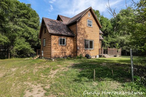 808 Riverside St, Belding, MI, 48809-1822 | Card Image