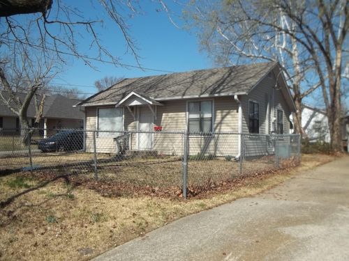 1413 Hamilton Ave, Mena, AR, 71953-2839 | Card Image