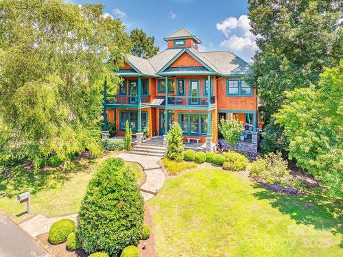 3 Gale Kelly Ct, Weaverville, NC, 28787-6802 | Card Image