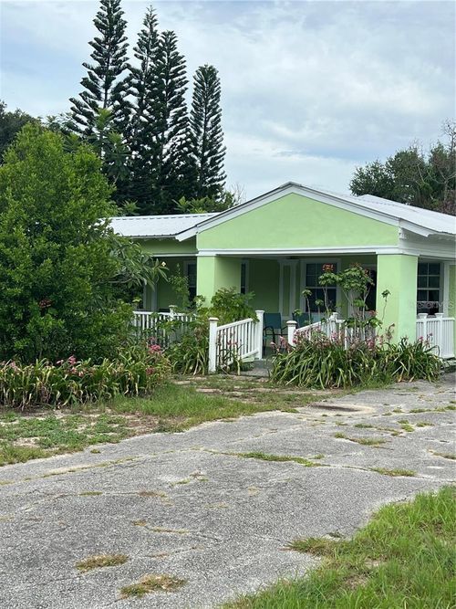 17 Wilkes St, AVON PARK, FL, 33825-3726 | Card Image