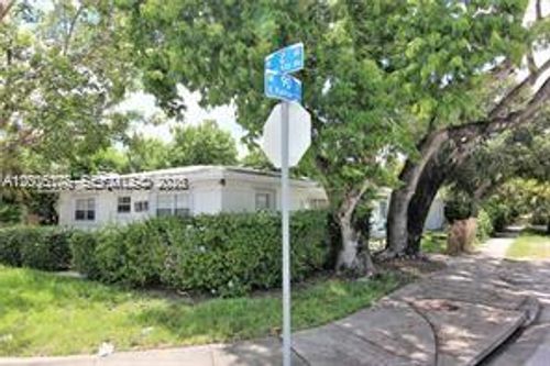 1-190 Ne 90th St, El Portal, FL, 33138-3002 | Card Image