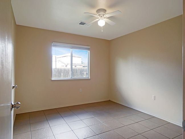 11404 Briarcreek Loop, House other with 3 bedrooms, 3 bathrooms and 4 parking in Manor TX | Image 16