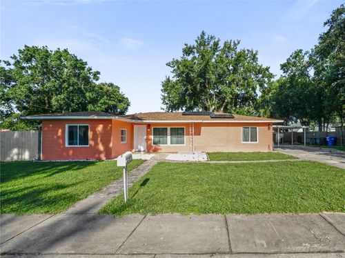 618 3rd Ave, Kissimmee, FL, 34741-6042 | Card Image