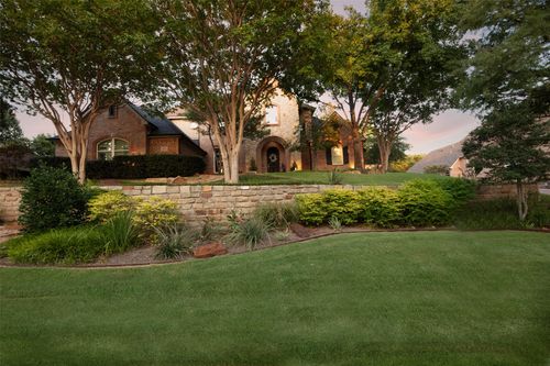 805 Lake Breeze Drive, Highland Village, TX, 75077 | Card Image