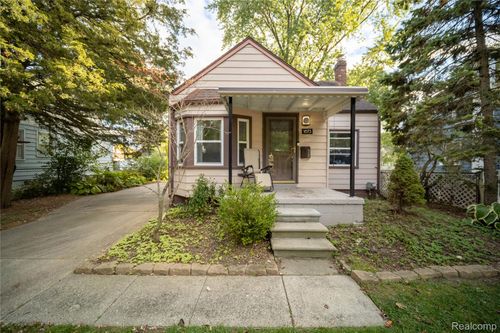 1673 West Blvd, Berkley, MI, 48072-2088 | Card Image