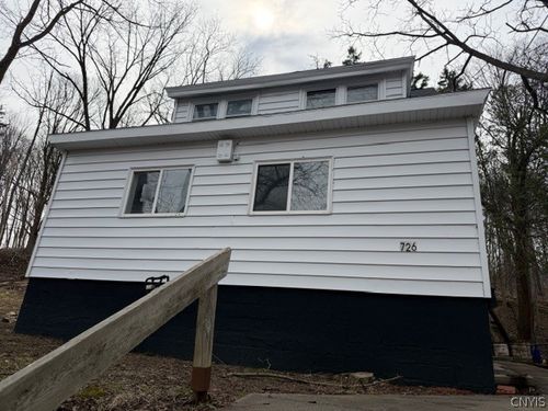 726 Euclid Ave, Syracuse, NY, 13210-2539 | Card Image