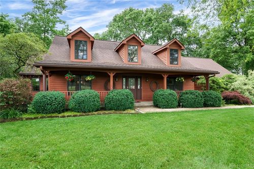 4911 Arabian Dr, Fairborn, OH, 45324-9733 | Card Image
