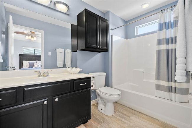 646 Copano Ridge Rd, House other with 5 bedrooms, 3 bathrooms and 5 parking in Rockport TX | Image 25
