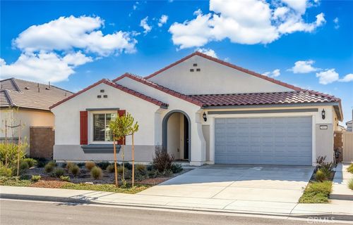 29601 Tulipwood St, Menifee, CA, 92584-5219 | Card Image